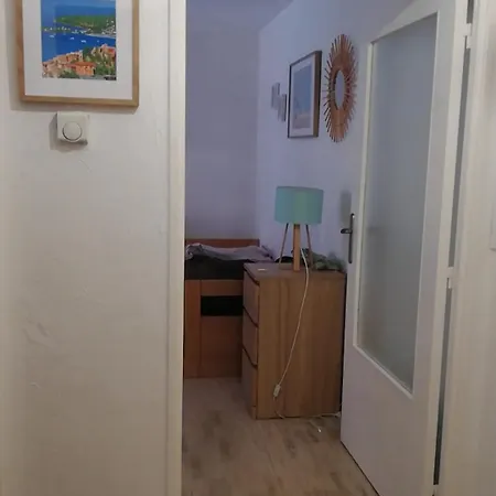 Apartment F2 Piscine A St Raphael